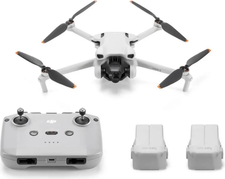 Квадрокоптер DJI Mini 3 Fly More Combo